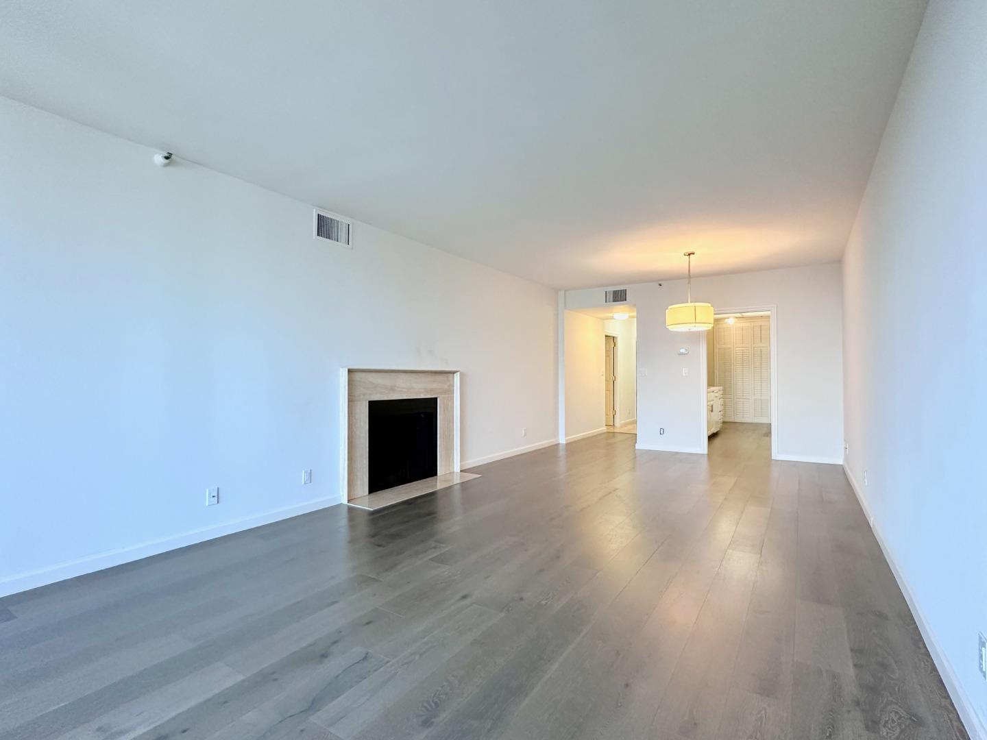 555 Laurel AVE 527