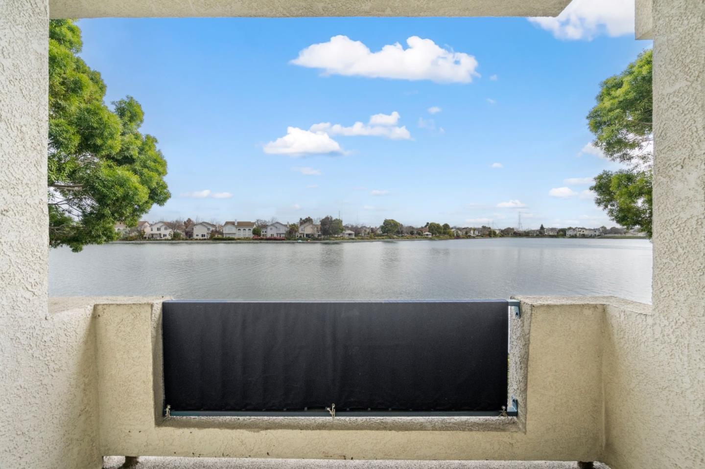 300 Baltic CIR 306