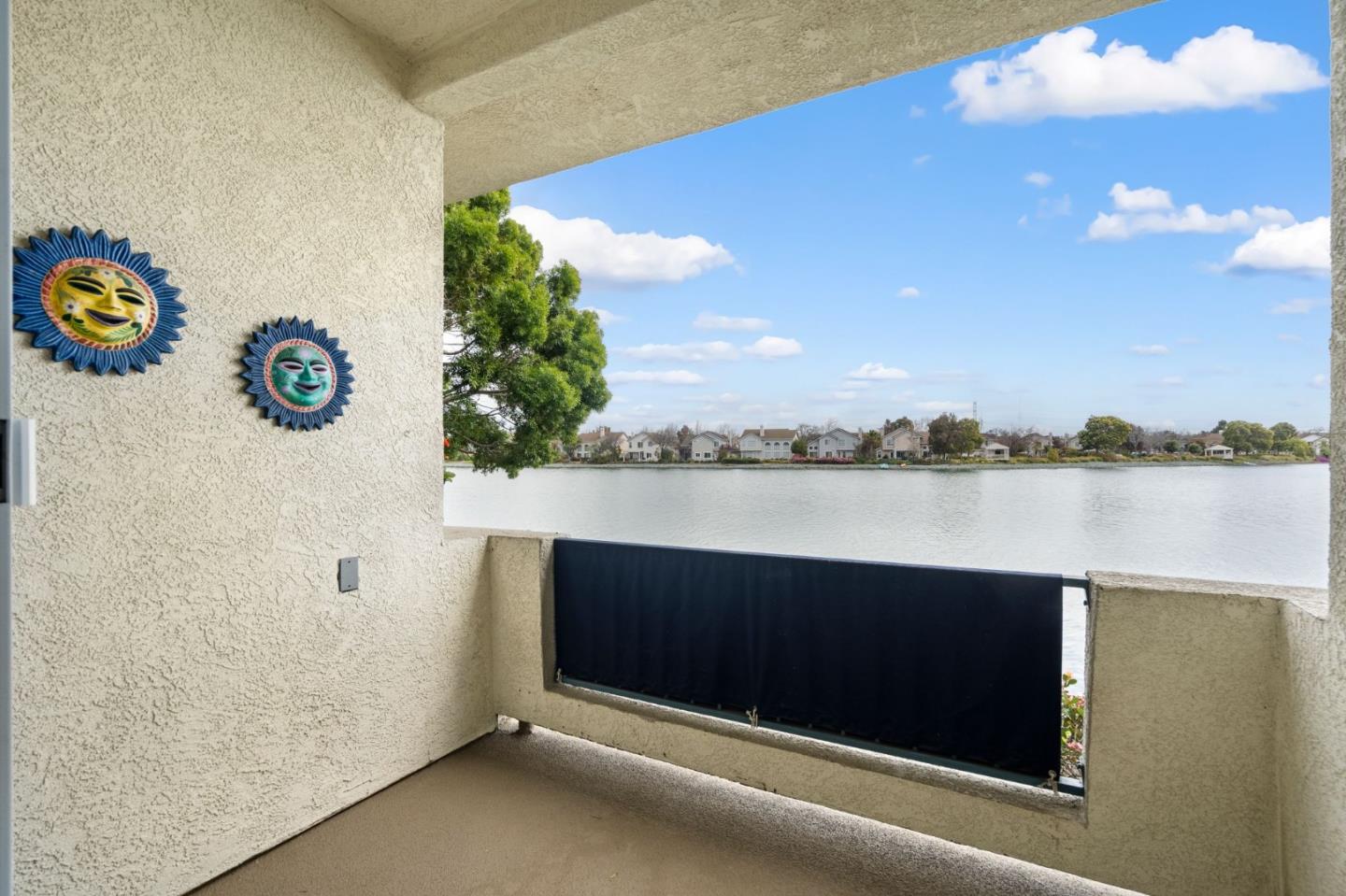 300 Baltic CIR 306
