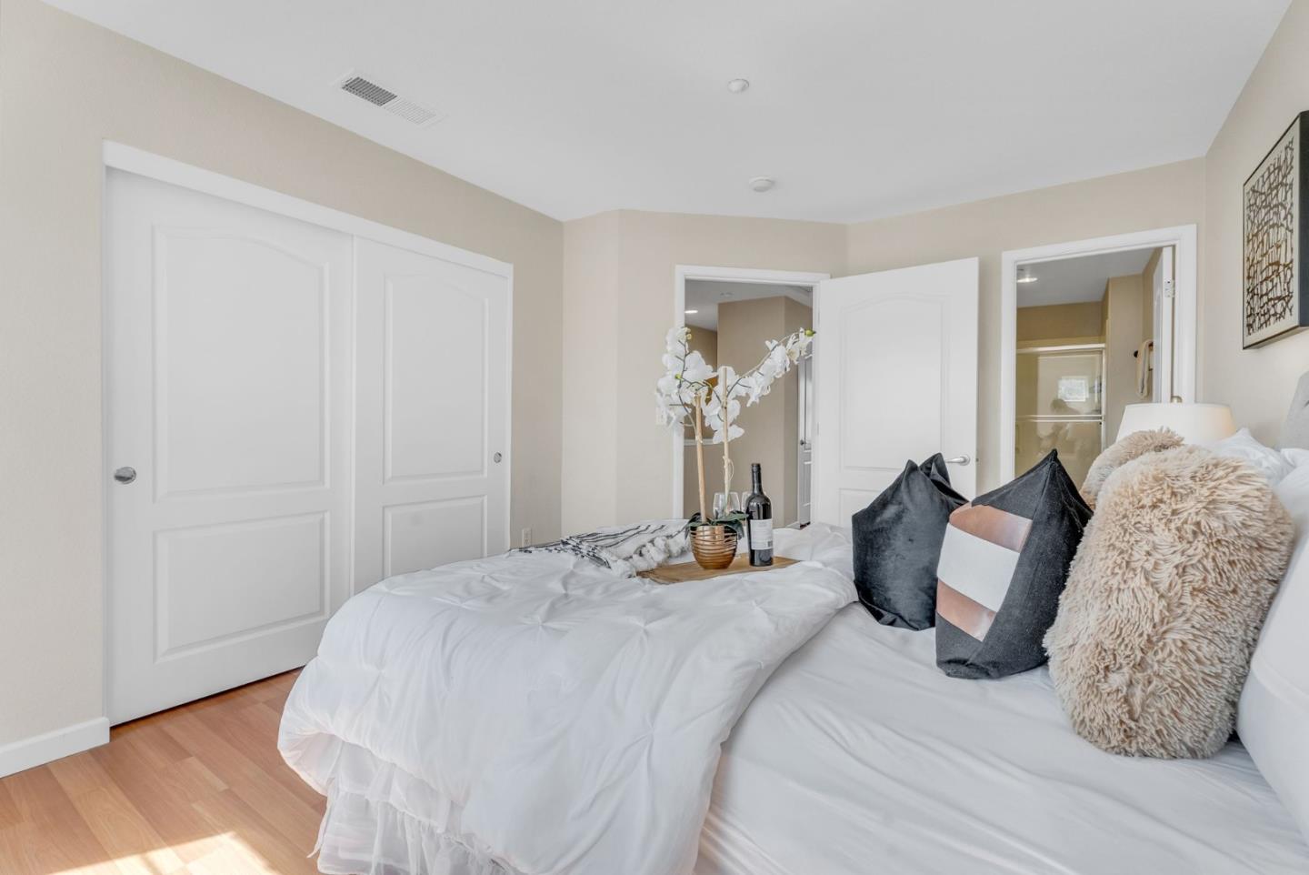 700 Mesa CIR