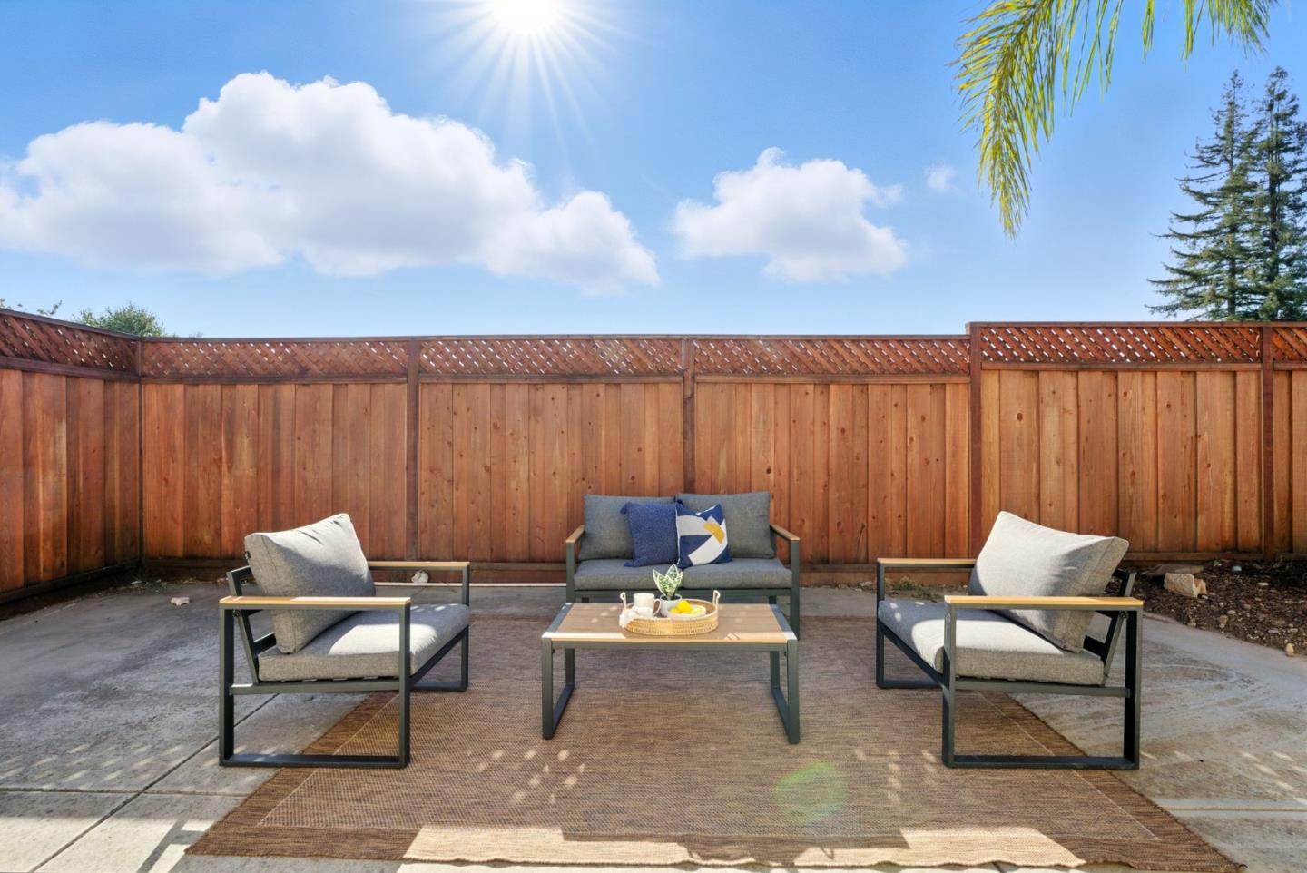 1297 Chesbro WAY