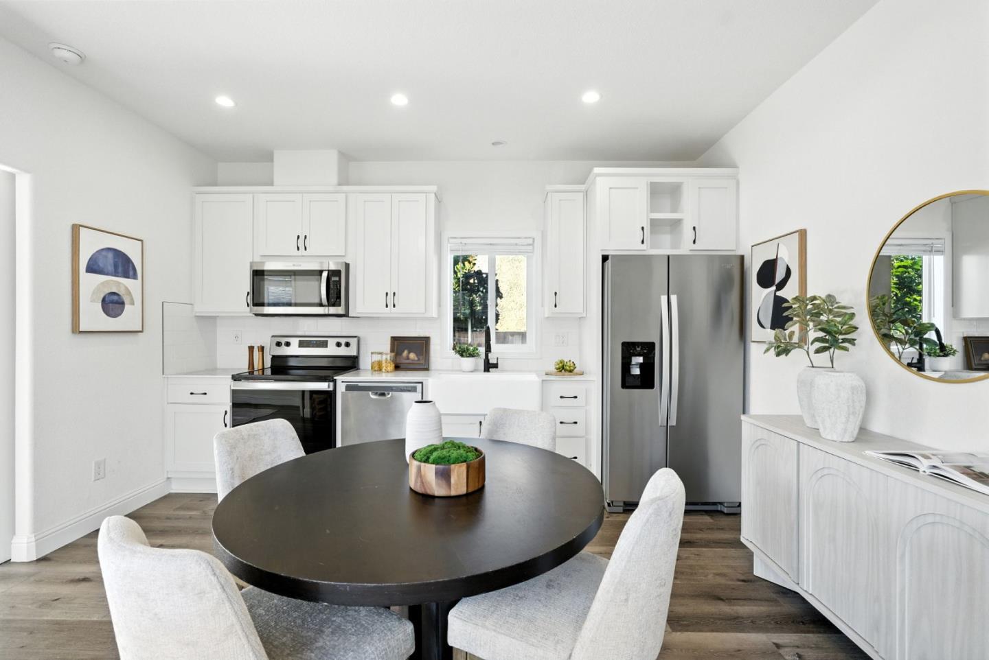1297 Chesbro WAY