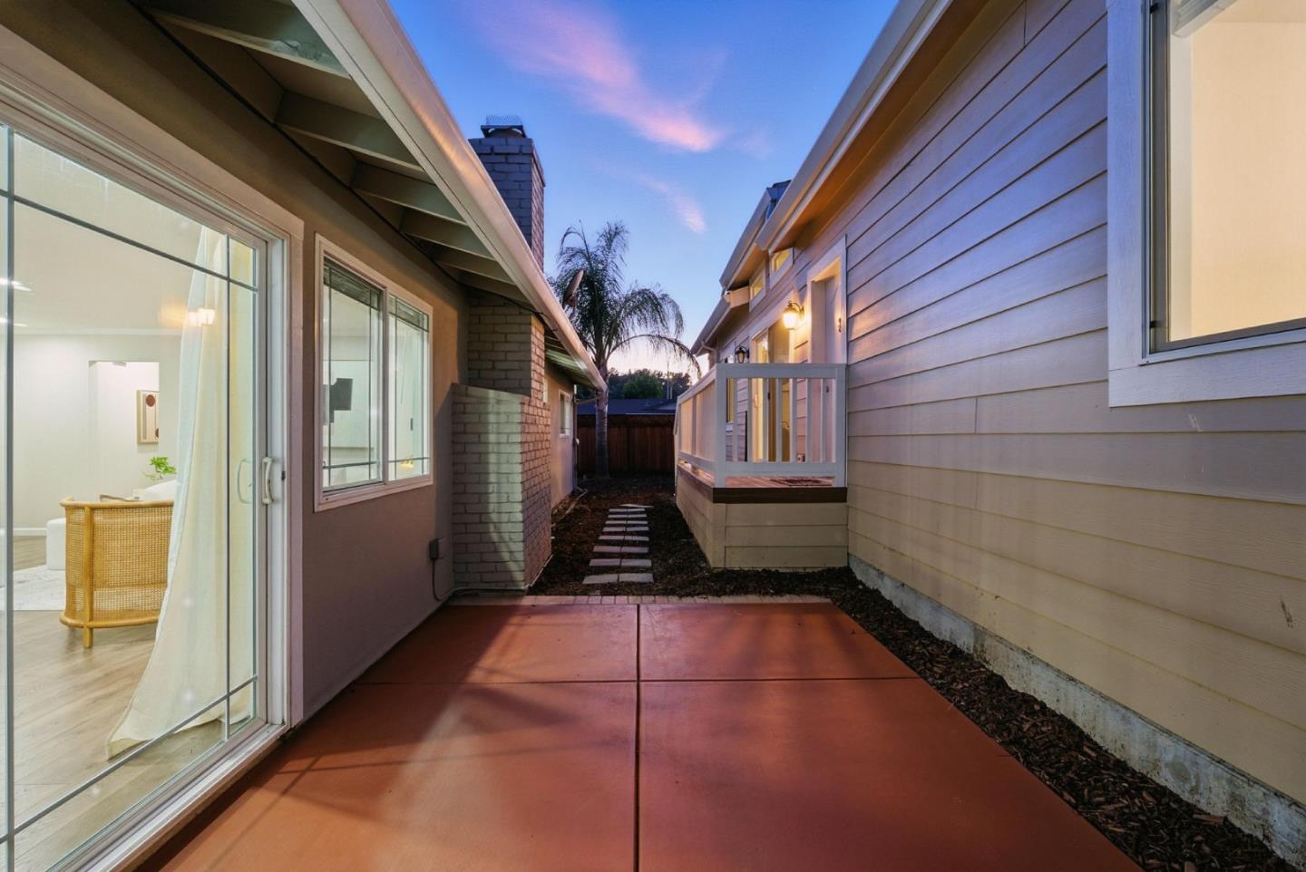 1297 Chesbro WAY