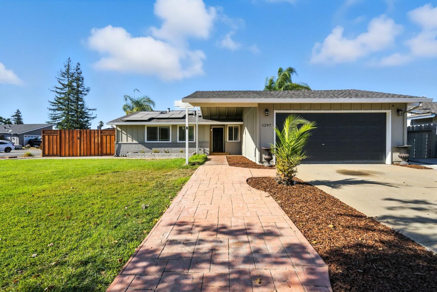 1297 Chesbro WAY