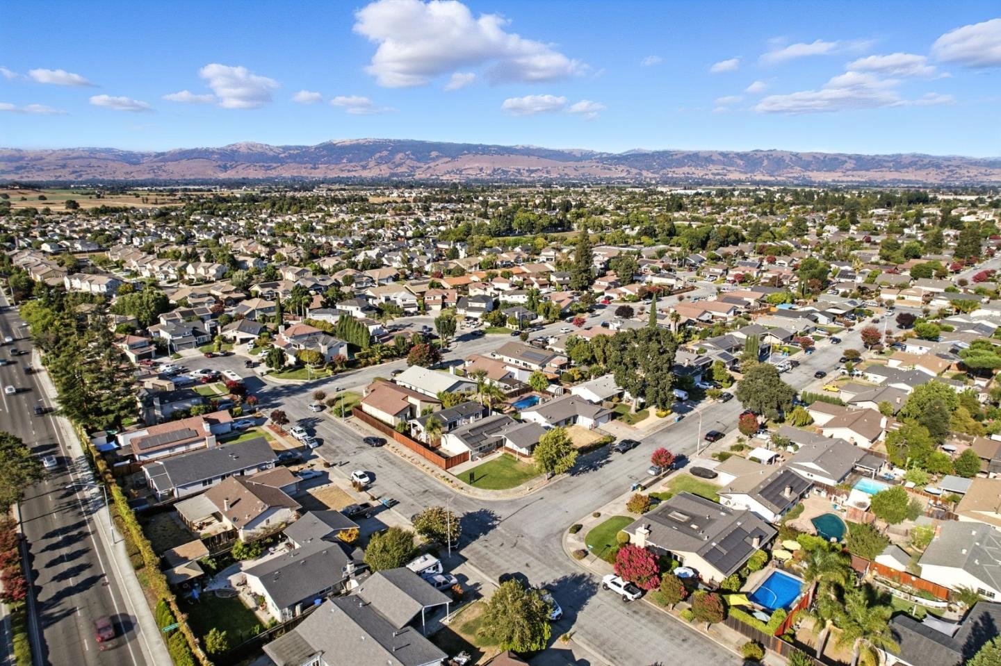 1297 Chesbro WAY