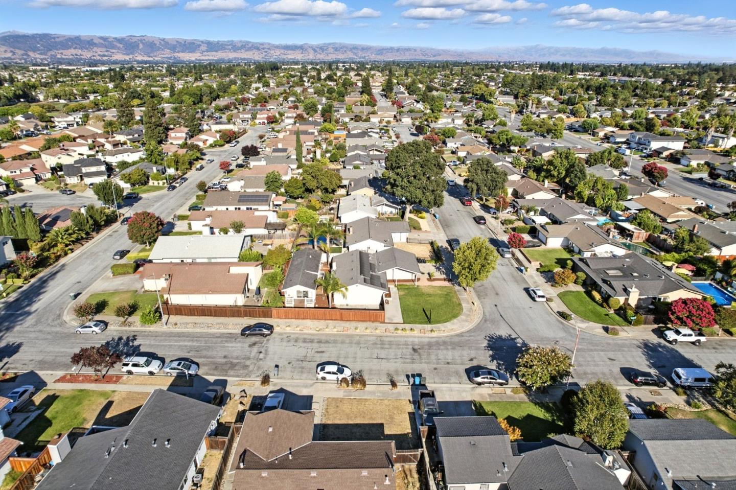 1297 Chesbro WAY