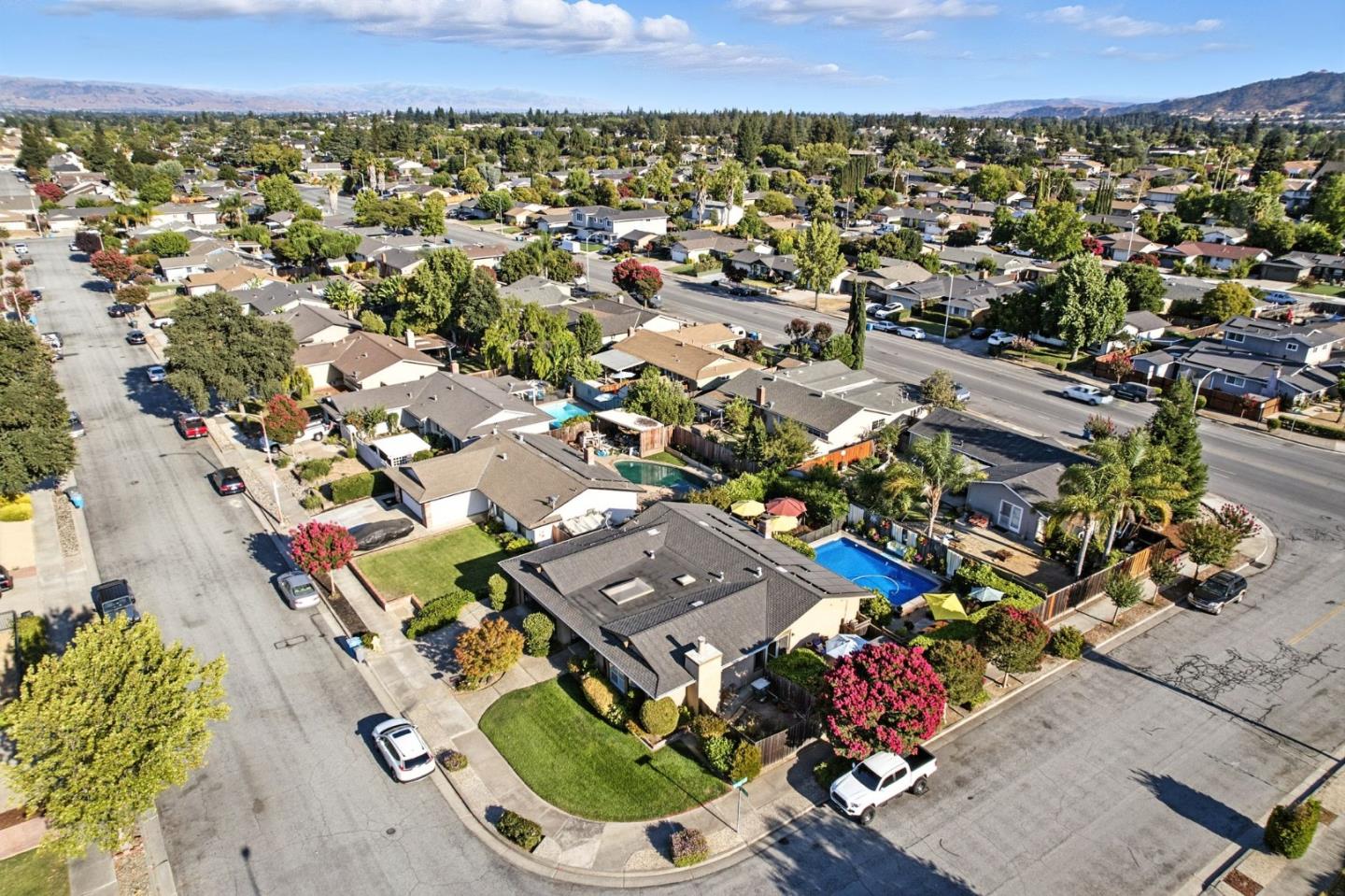 1297 Chesbro WAY