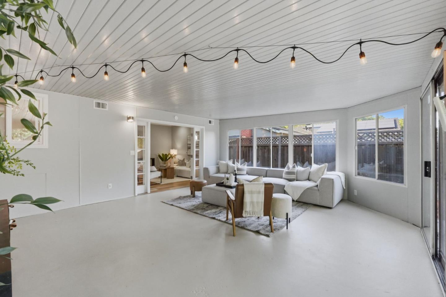 4276 Lynfield Lane