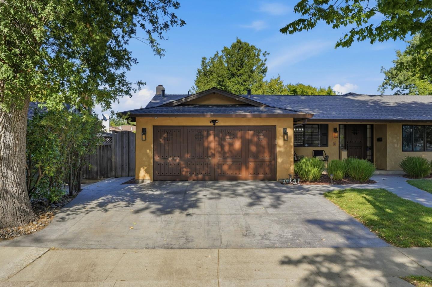 4276 Lynfield Lane