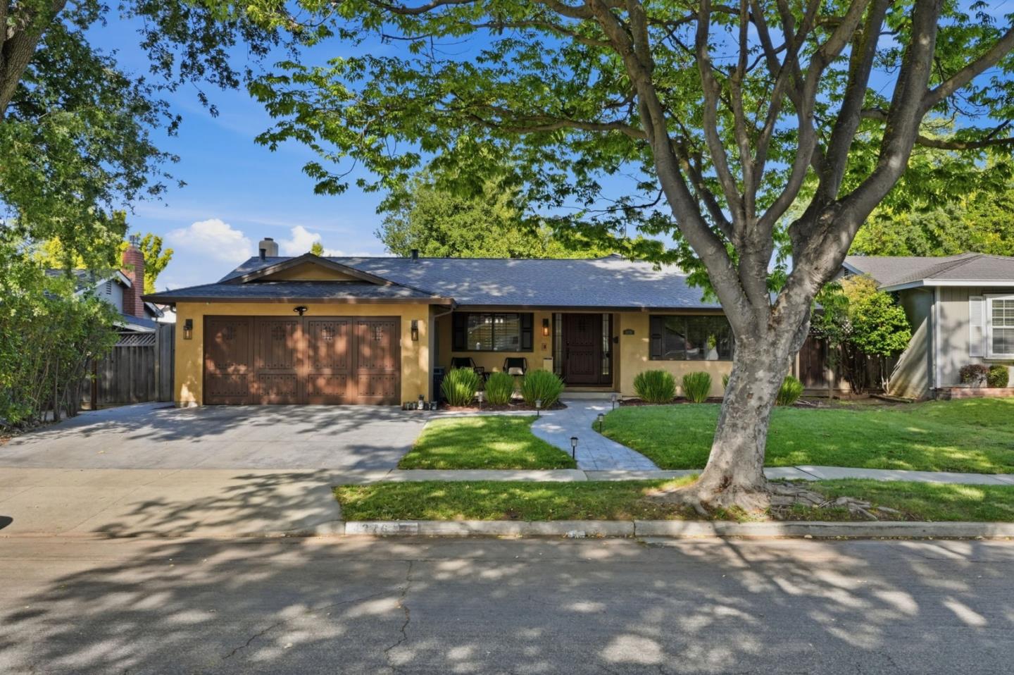 4276 Lynfield Lane