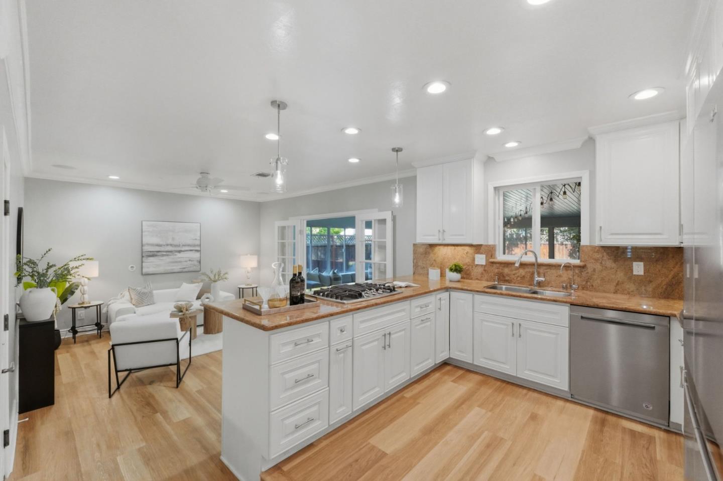 4276 Lynfield Lane
