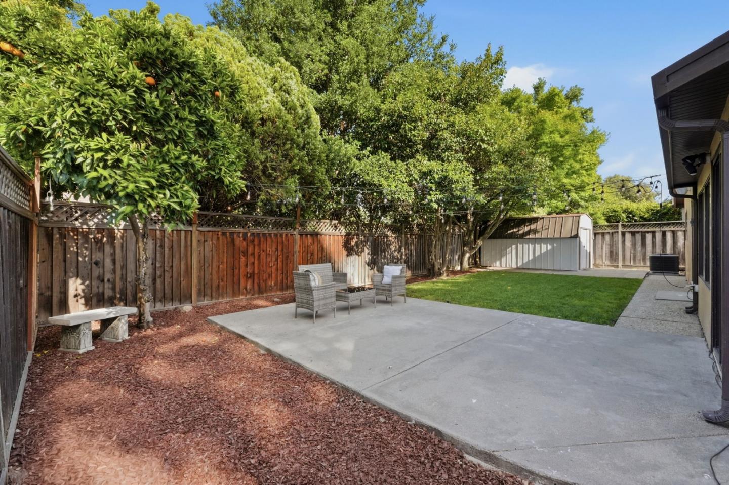 4276 Lynfield Lane
