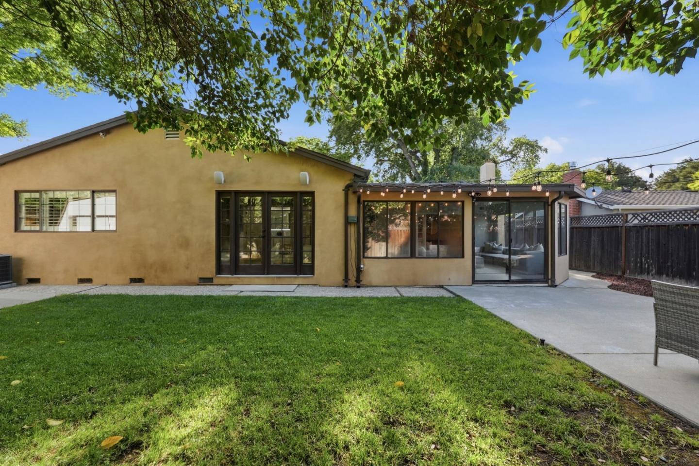 4276 Lynfield Lane