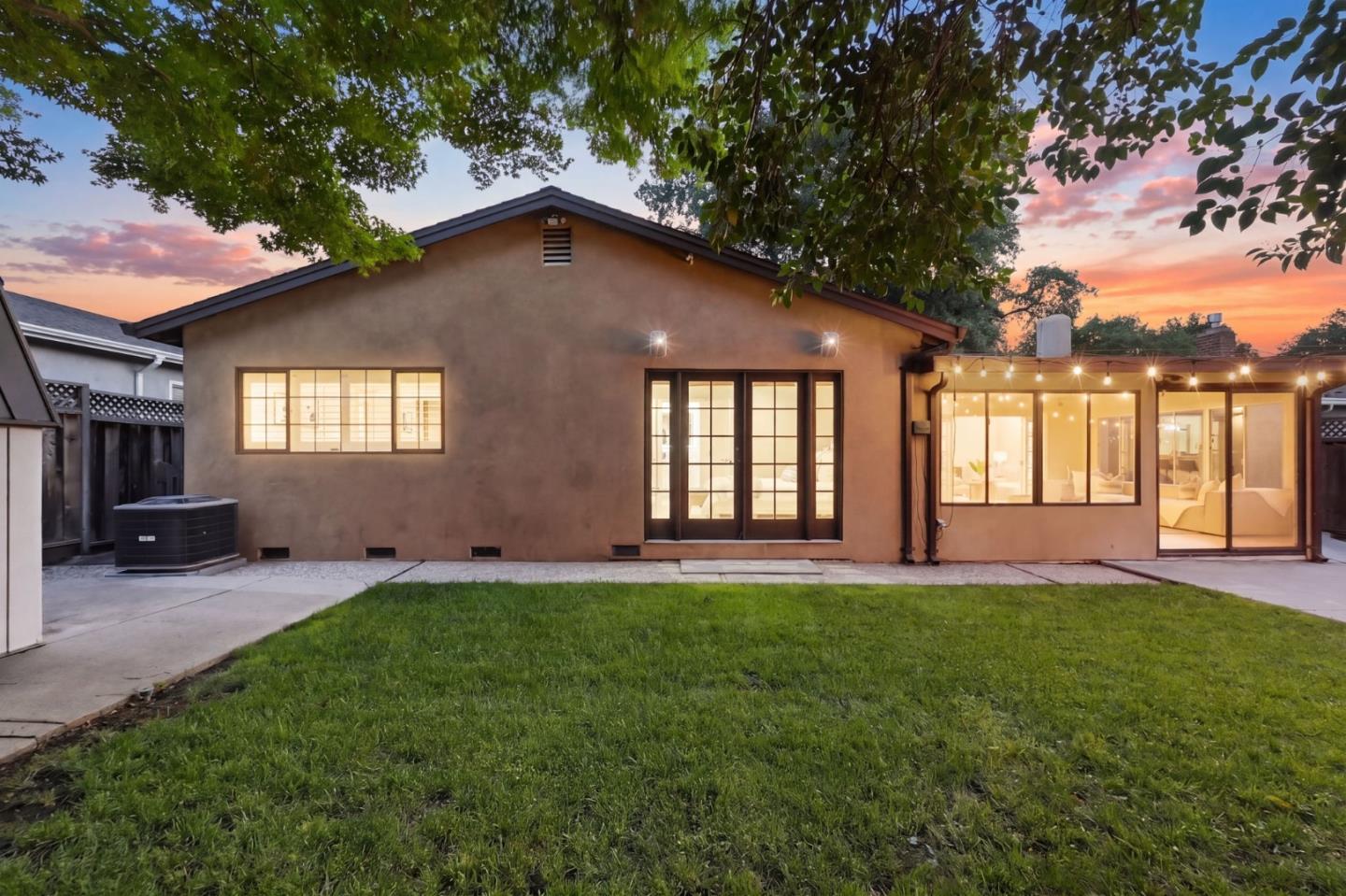 4276 Lynfield Lane