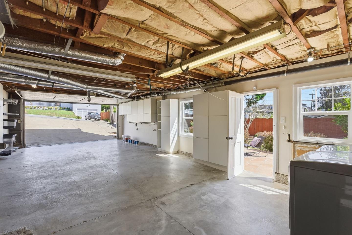 101 Edgeworth AVE