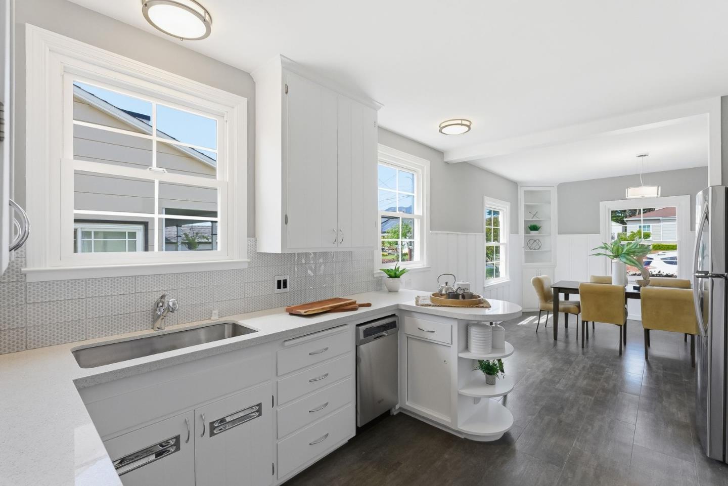 101 Edgeworth AVE