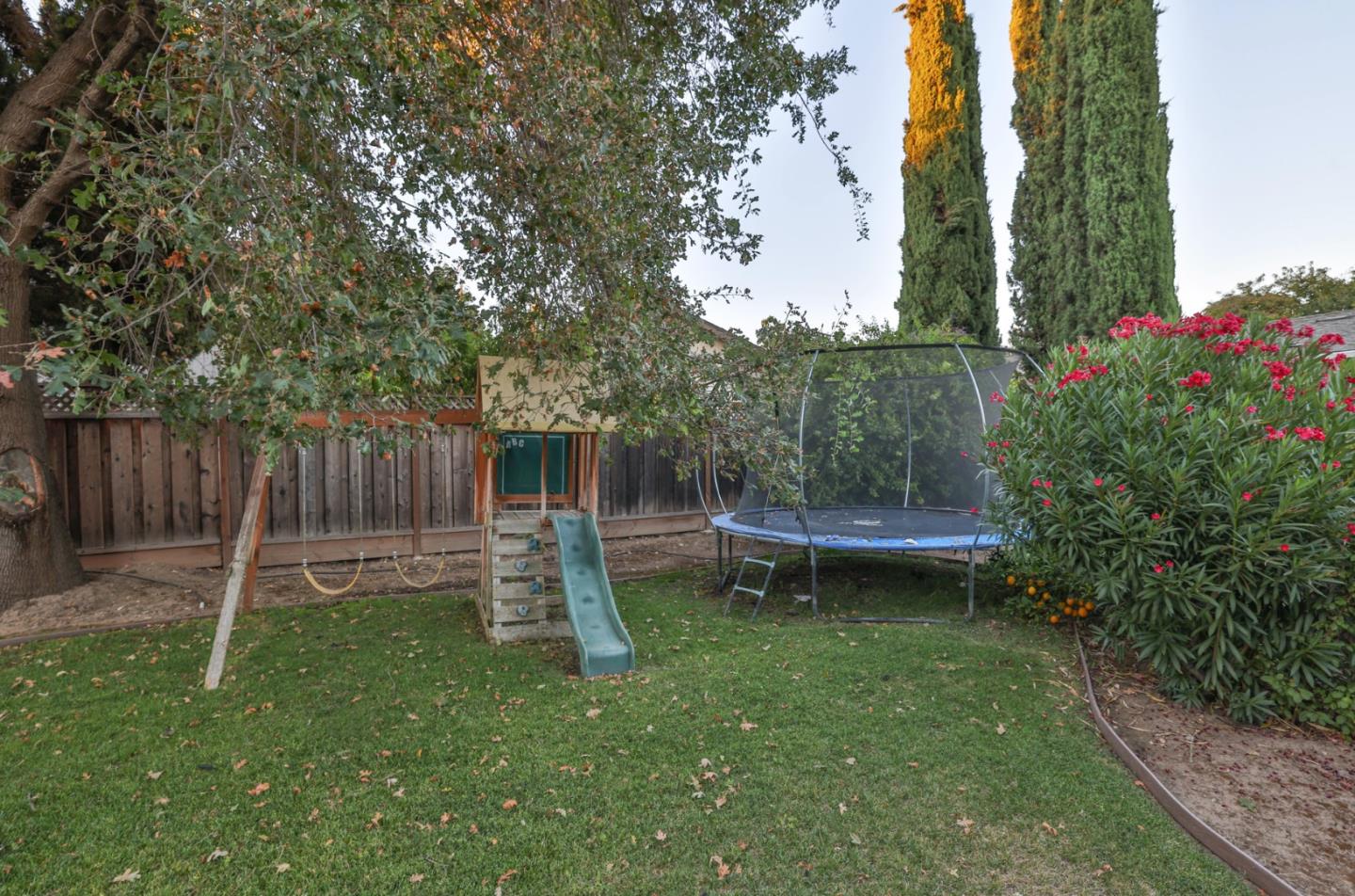 109 Juneberry CT