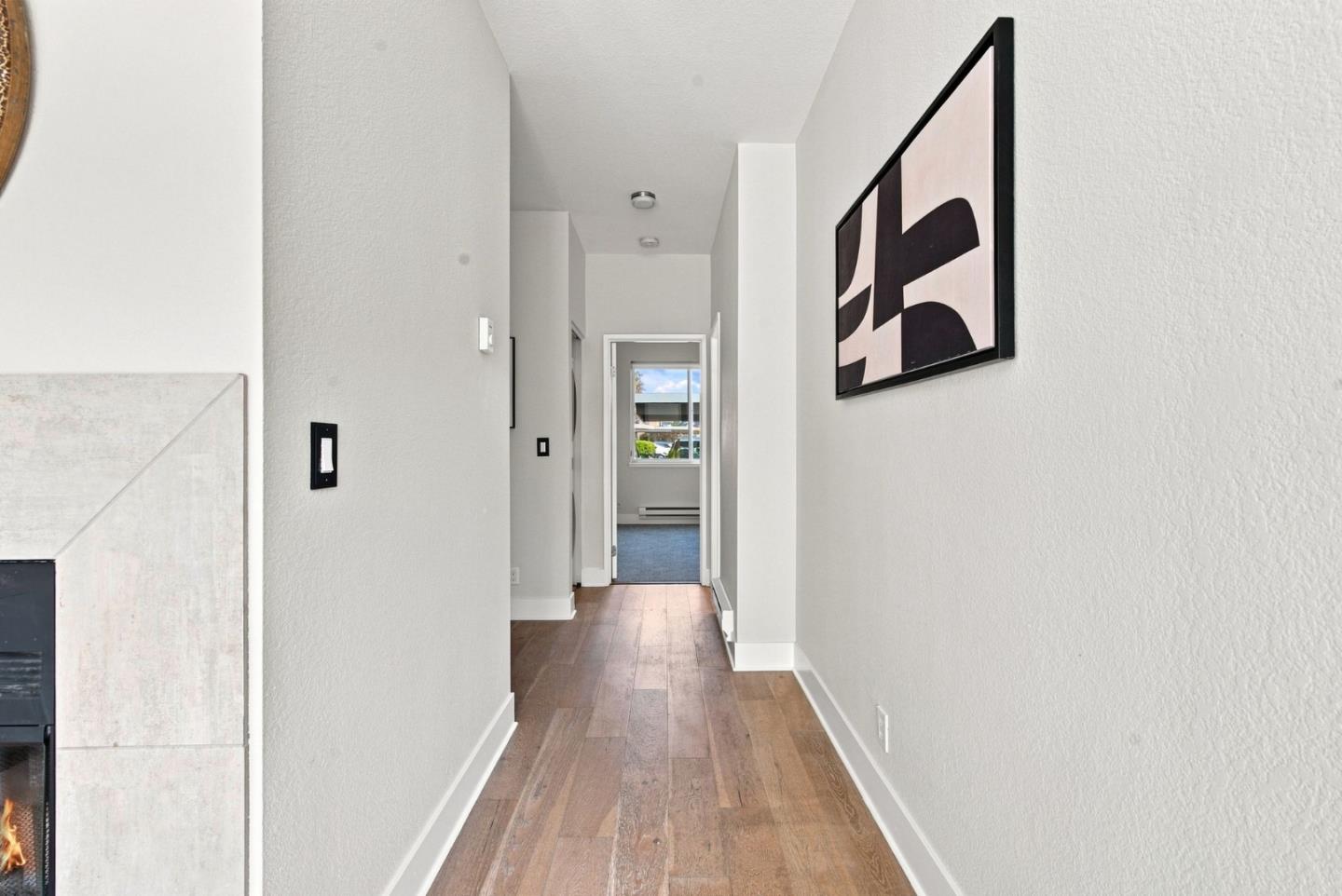 199 Shoreline CT