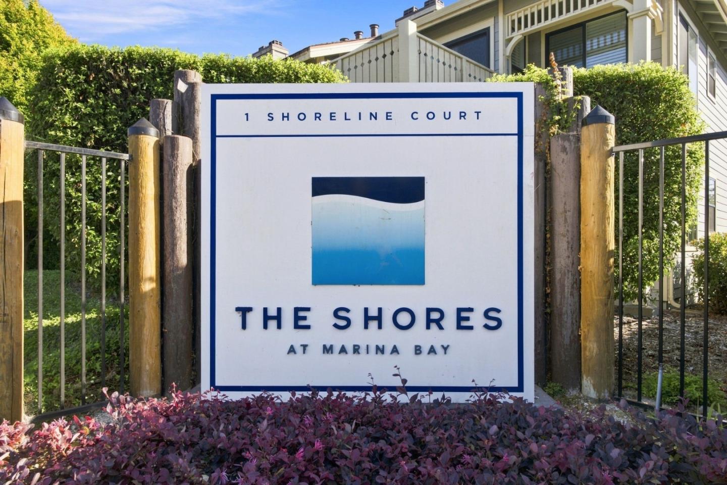 199 Shoreline CT