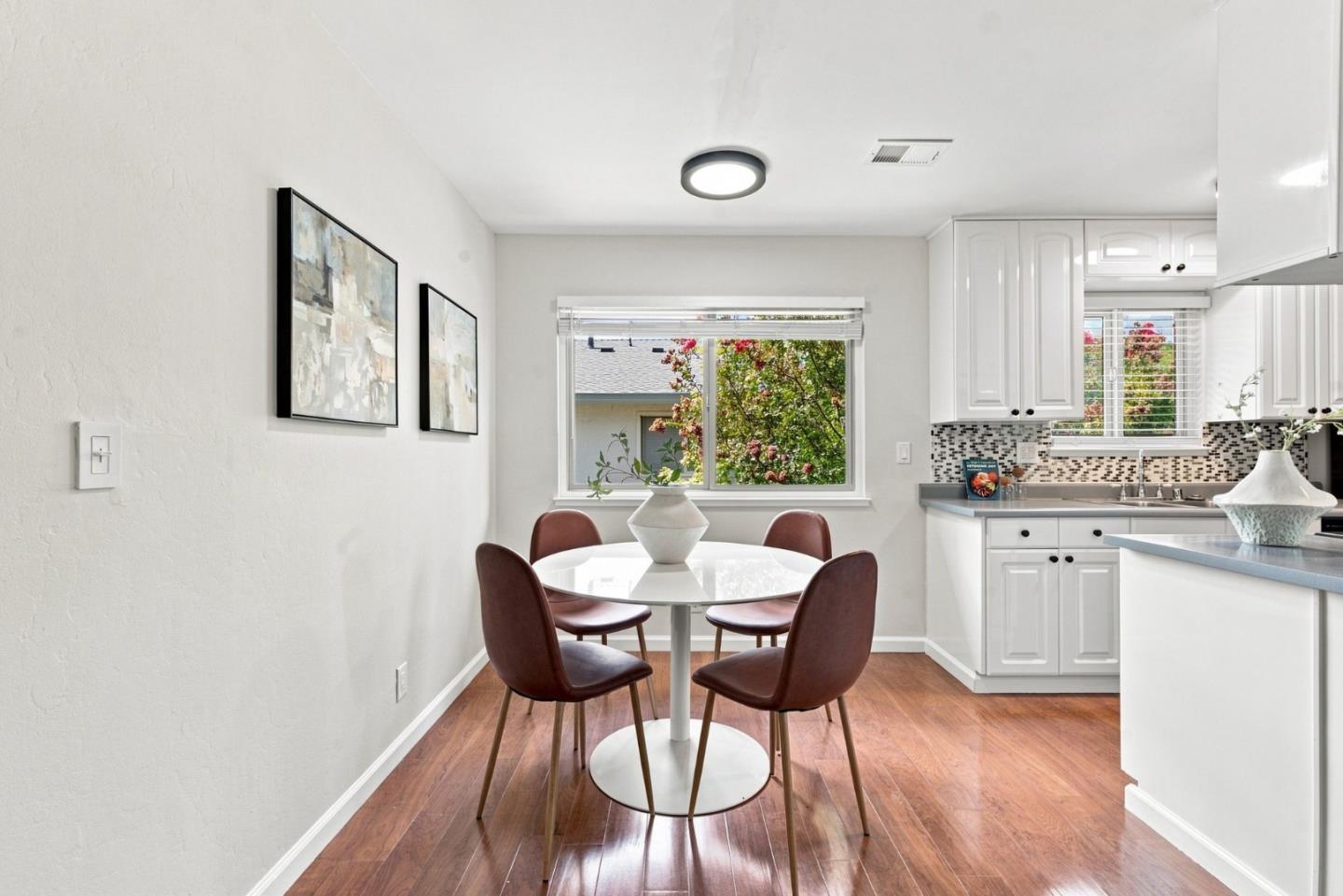 243 E Latimer AVE 4