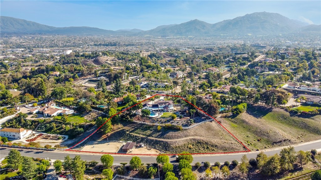 31150 Mariposa Place
