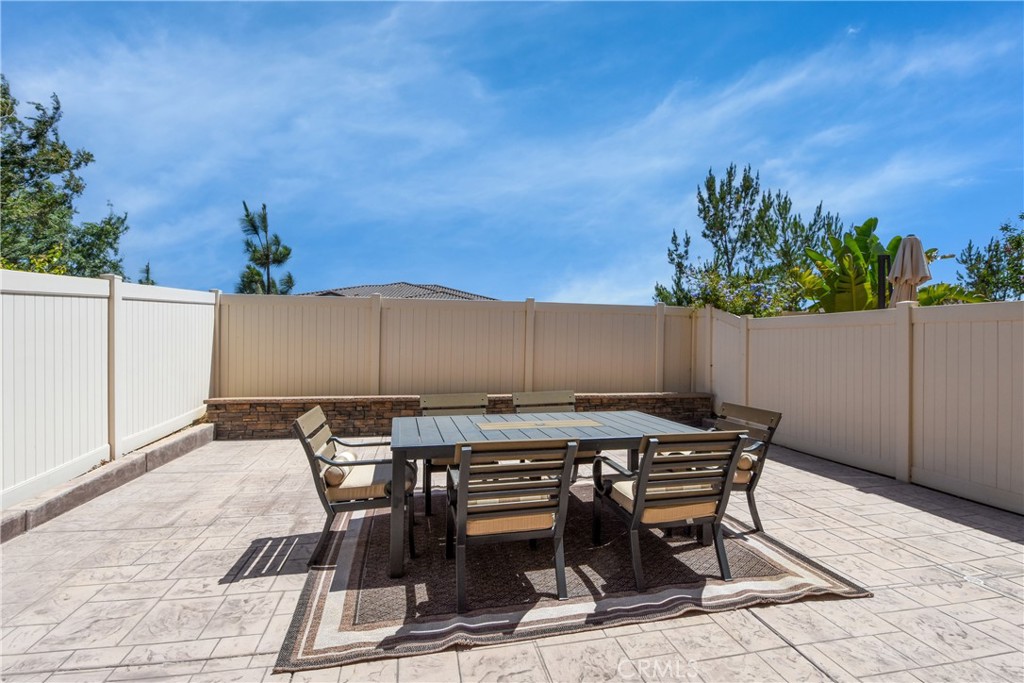 31929 Calle Luz