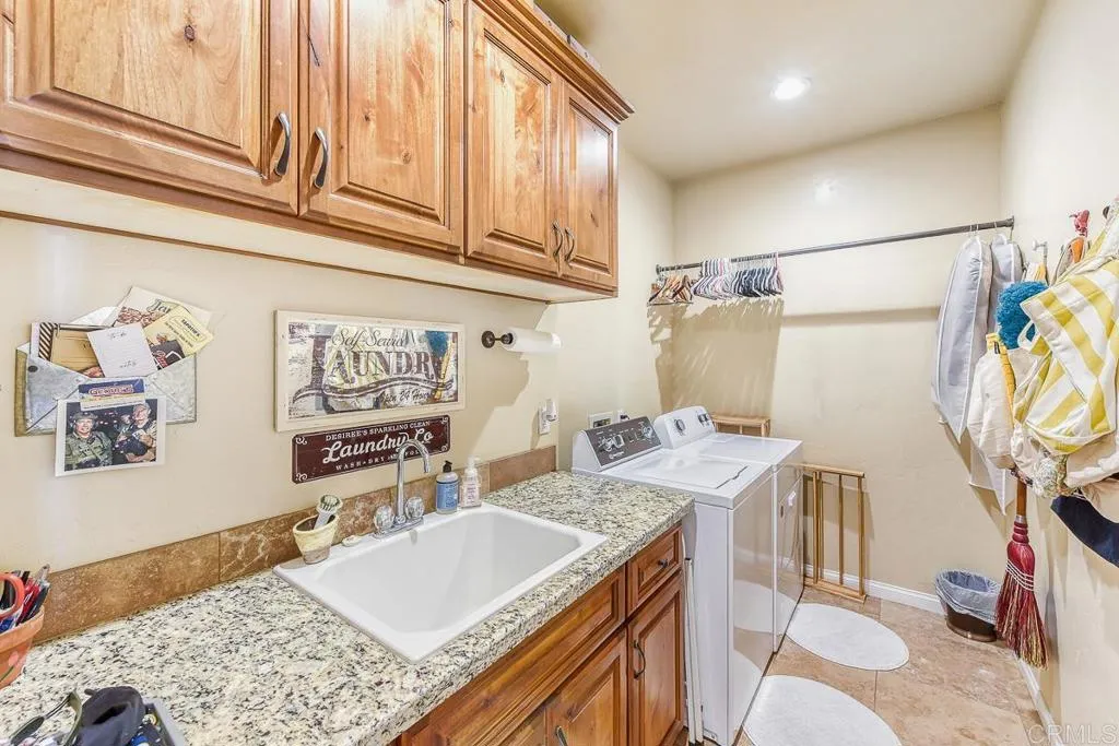 2918 Viejas View Place