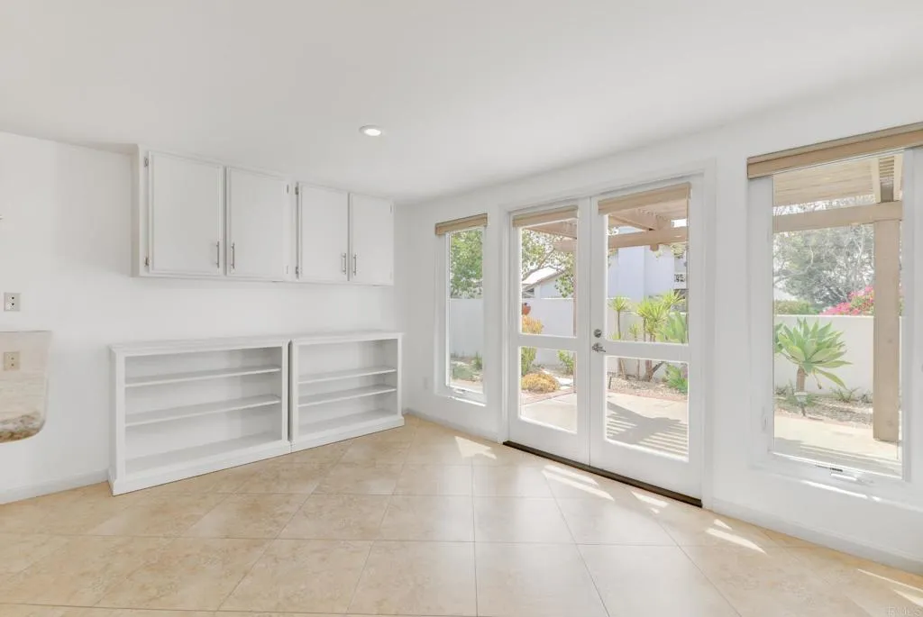 4609 Zamora Way