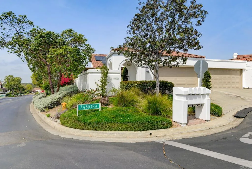 4609 Zamora Way