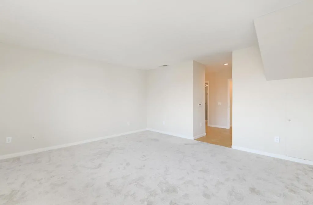 4609 Zamora Way