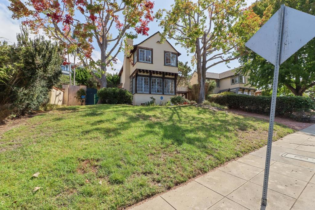 5669 Bellevue Avenue