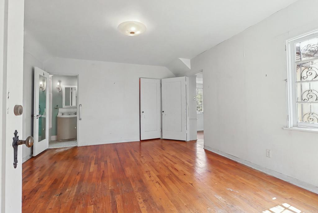 5669 Bellevue Avenue