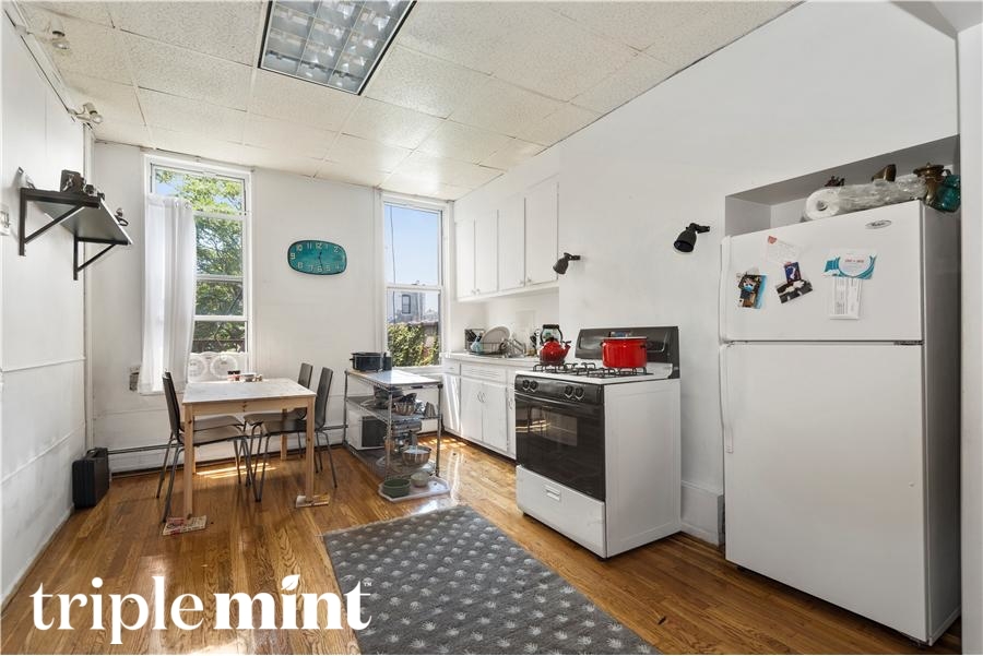 148 29th Street
