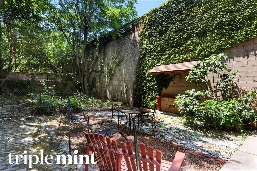 148 29th Street