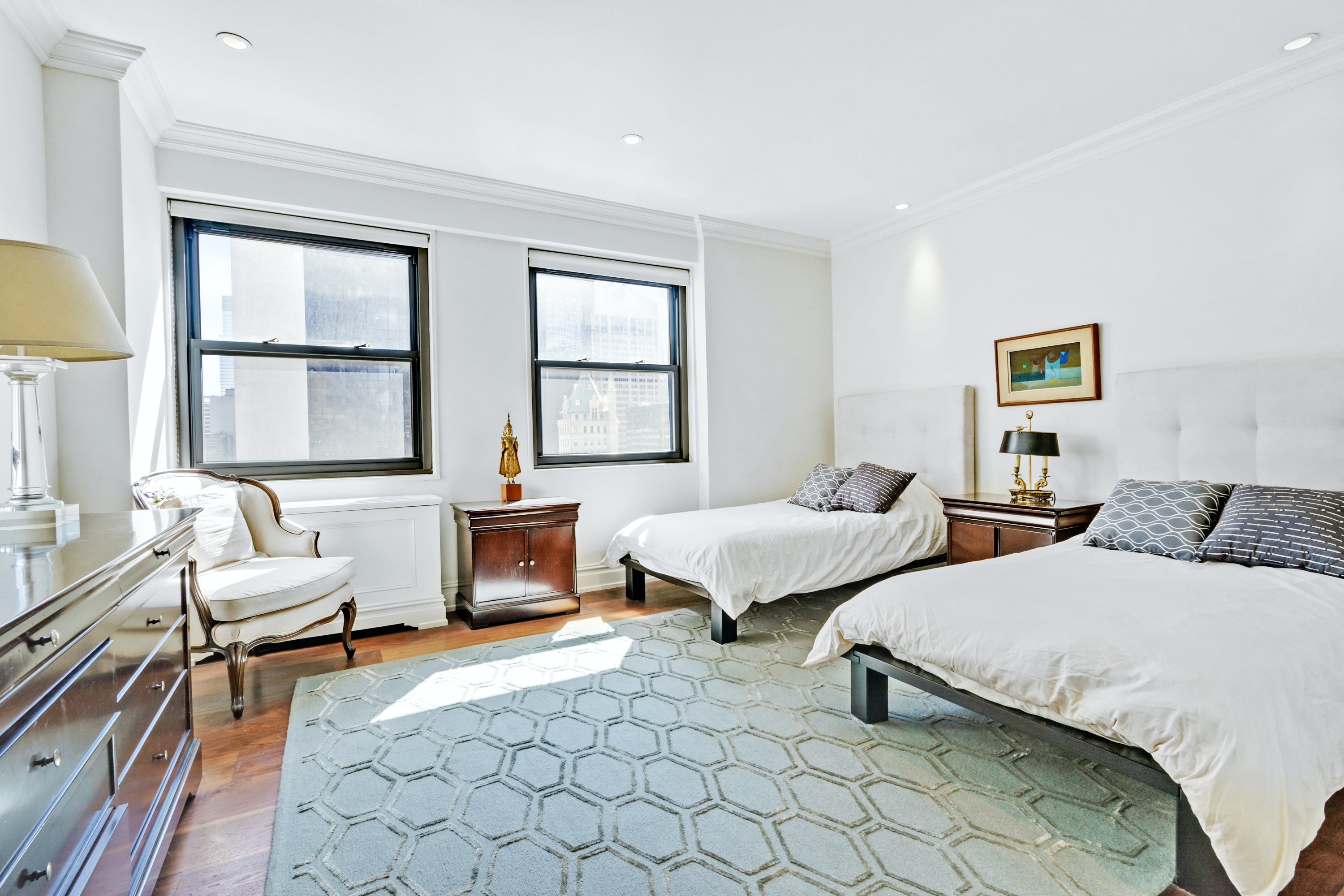 58 West 58 Unit: 32E