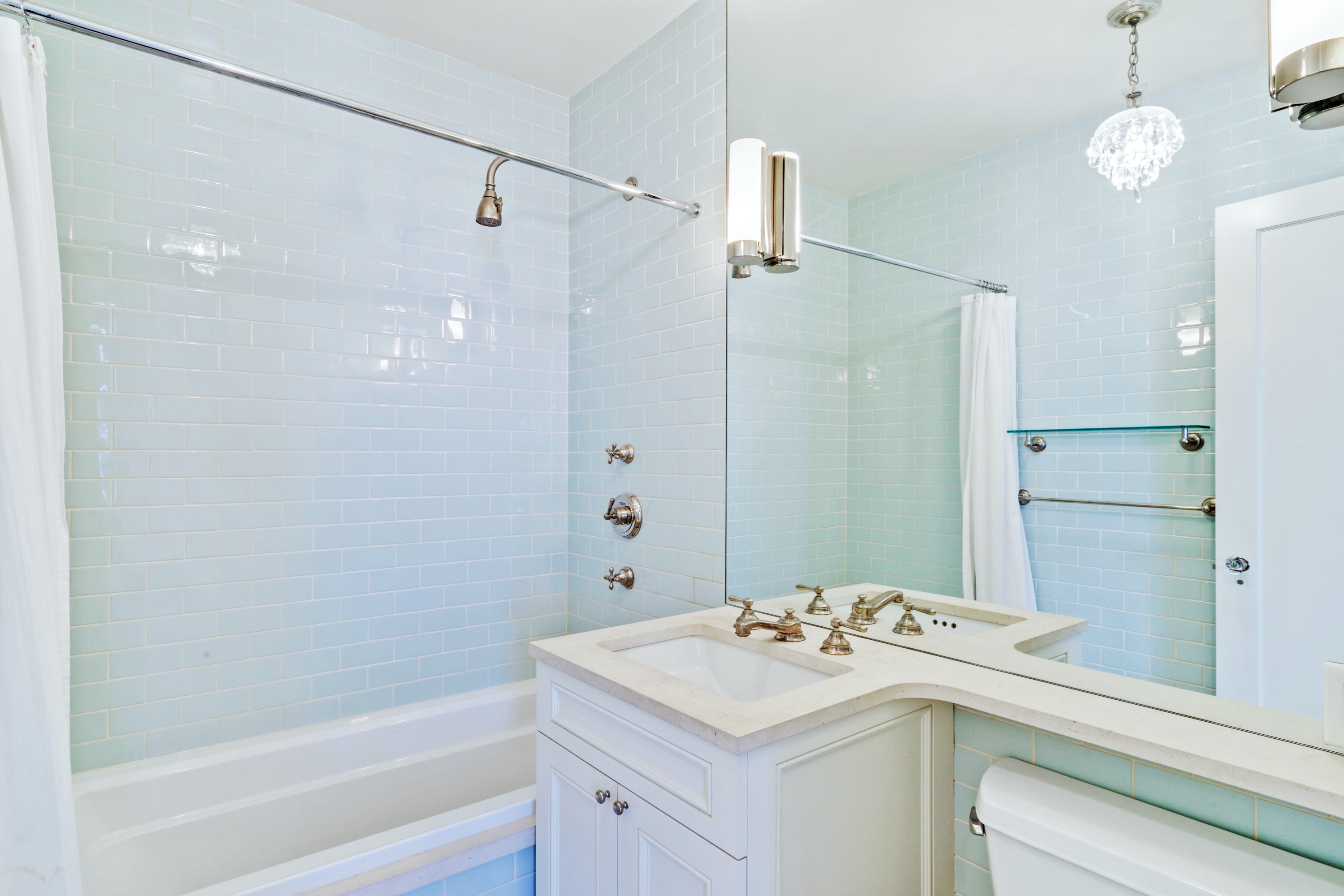 58 West 58 Unit: 32E