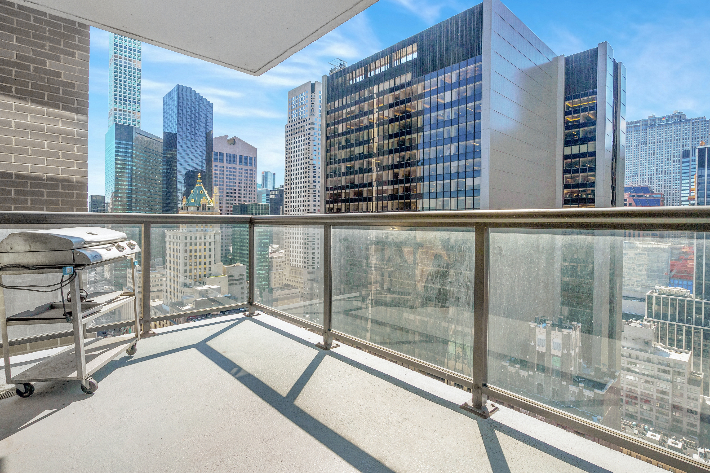 58 West 58 Unit: 32E