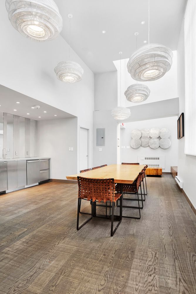 225 Rector Pl Unit: 20J