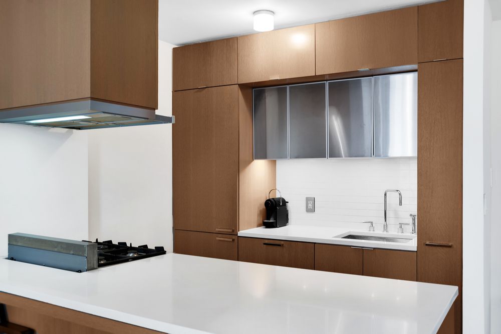 225 Rector Pl Unit: 20J