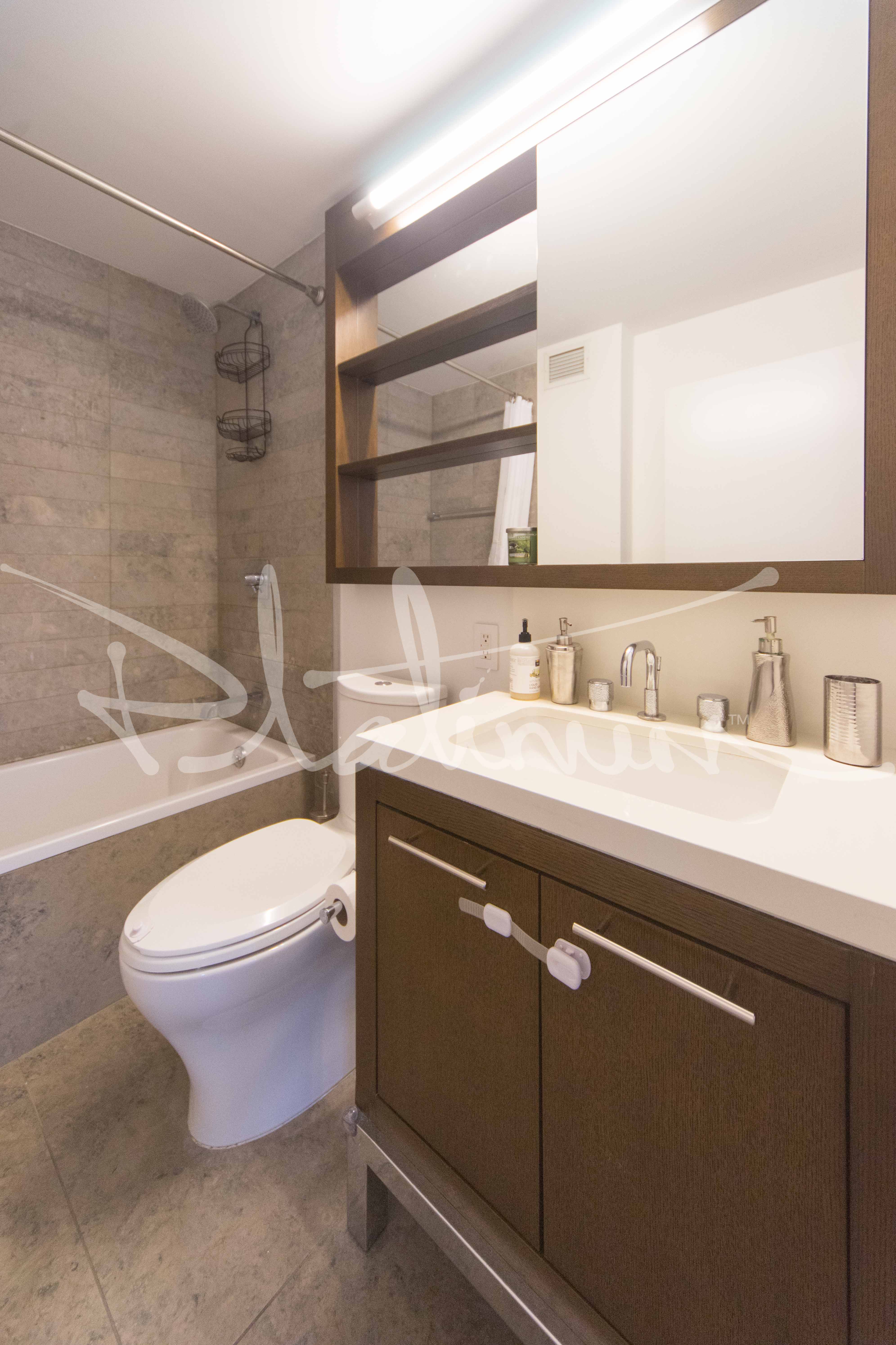 225 Rector Pl Unit: PH2F