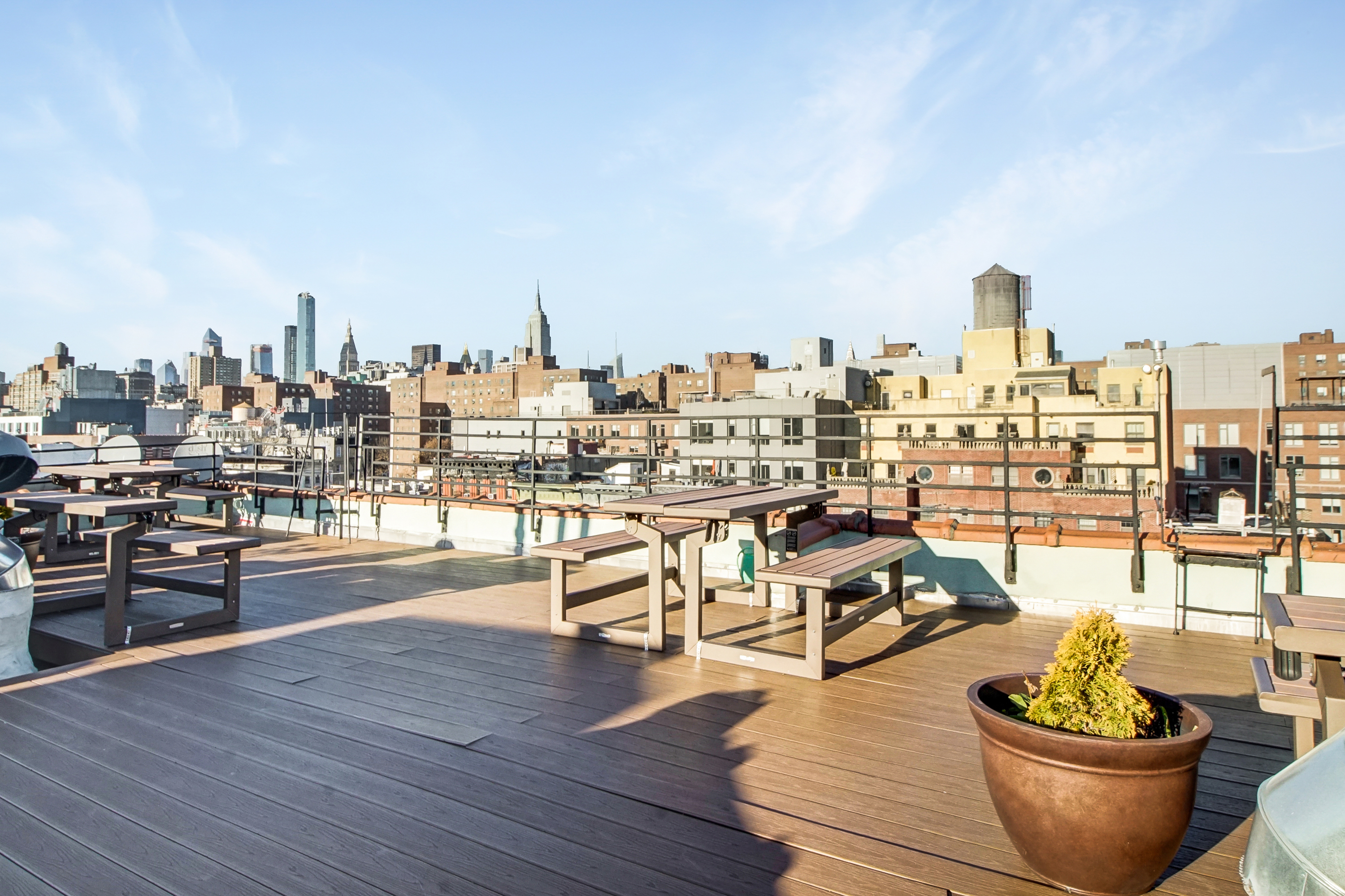 527 East 12th Street Unit: C2