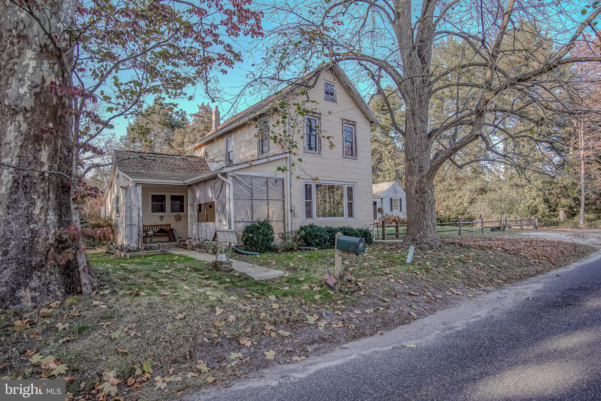 418 Hamburg Ave