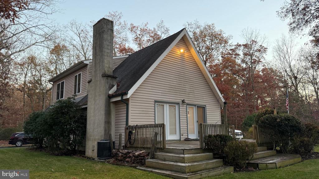 5841 Cedar Ave