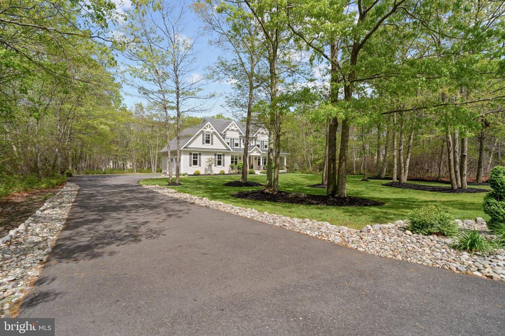 807 Curran Ct