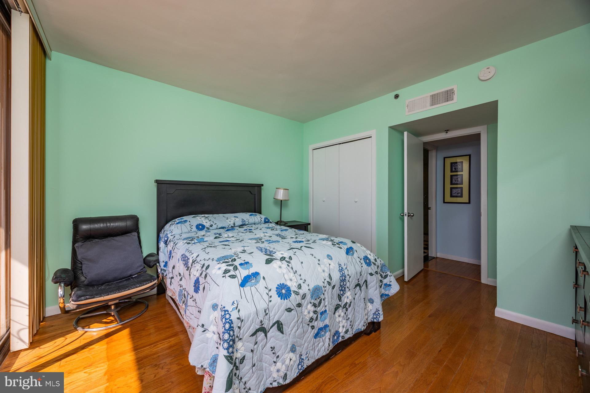 3851 BOARDWALK 1502