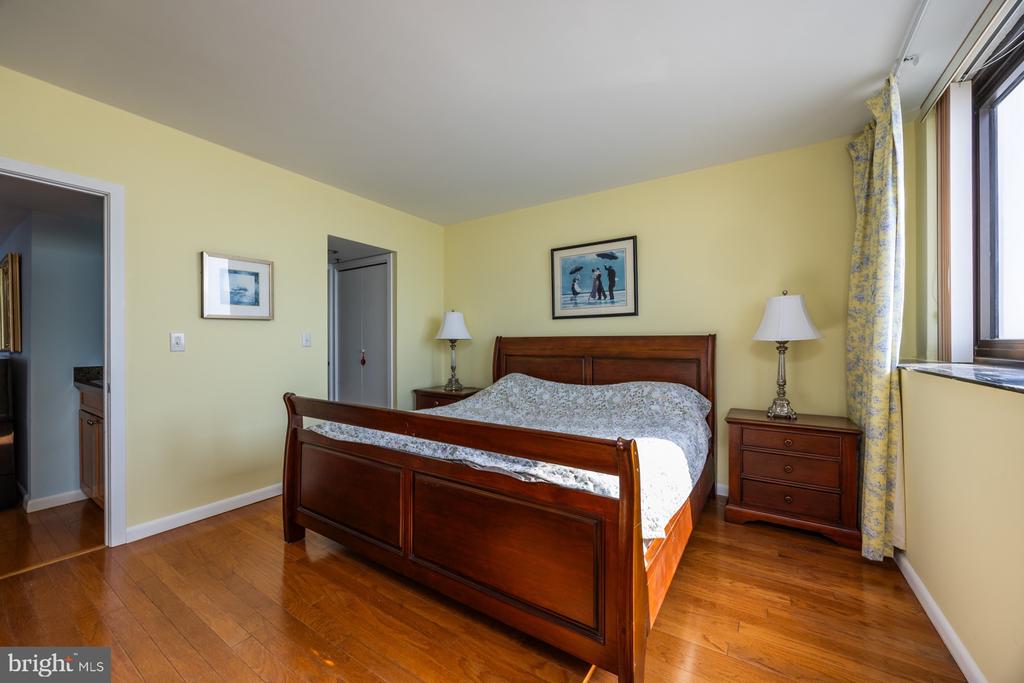 3851 BOARDWALK 1502