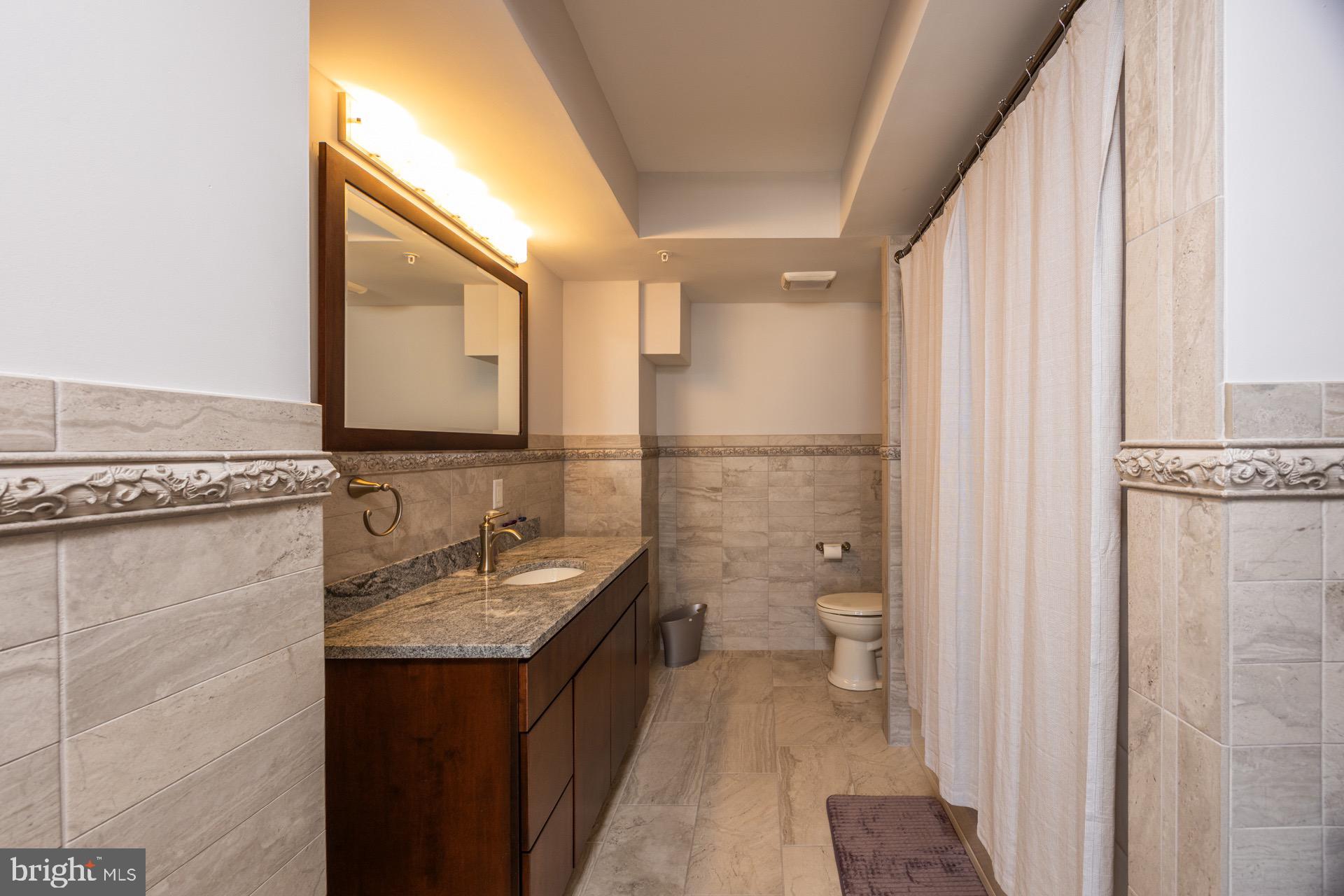 3101 BOARDWALK 3403-3405