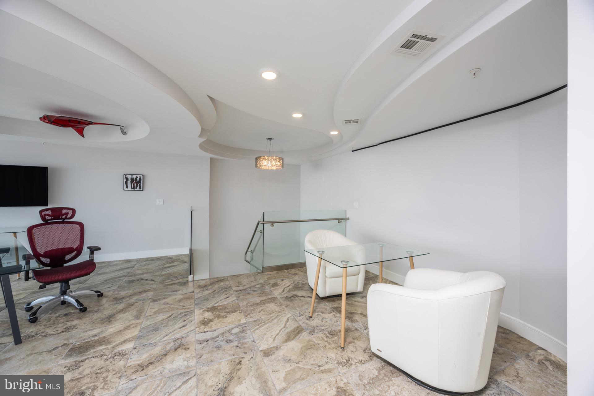 3101 BOARDWALK 3403-3405