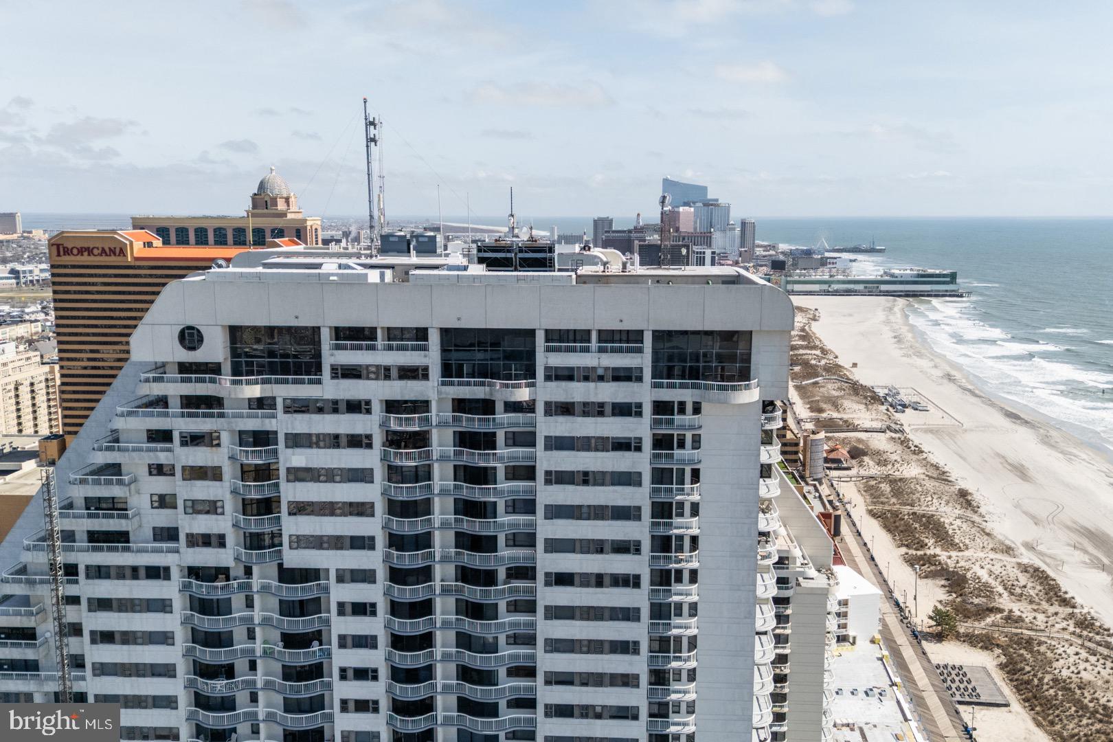 3101 BOARDWALK 3403-3405