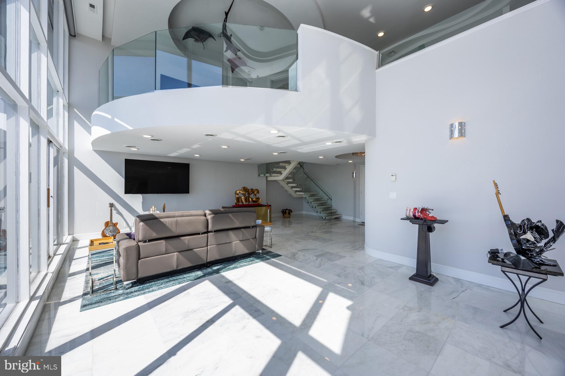 3101 BOARDWALK 3403-3405